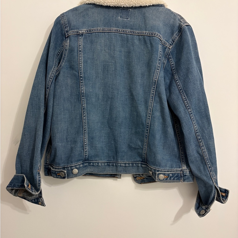GAP Denim Jacket with Sherpa Lining - Picture 4 of 4